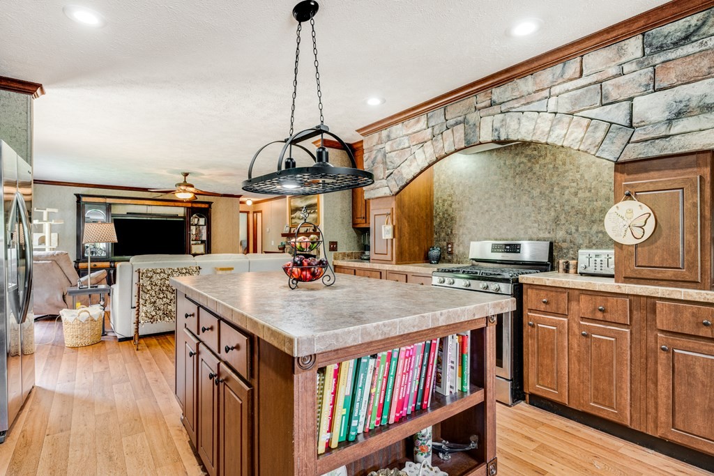 6826 Smithville Highway Silver Point TN 38582