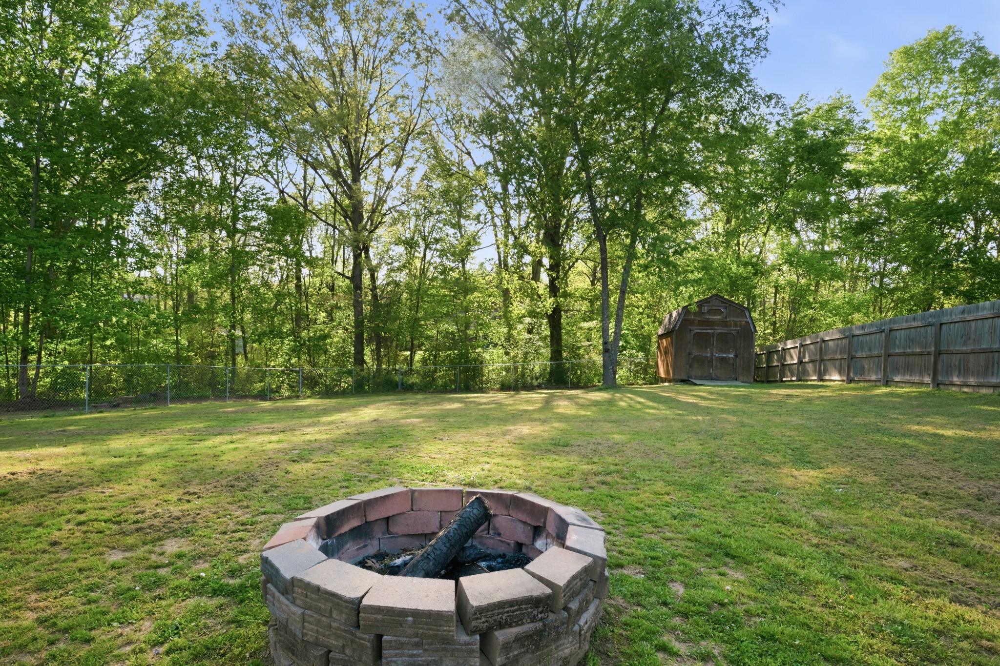 504 Daugherty Lane Burns TN 37029