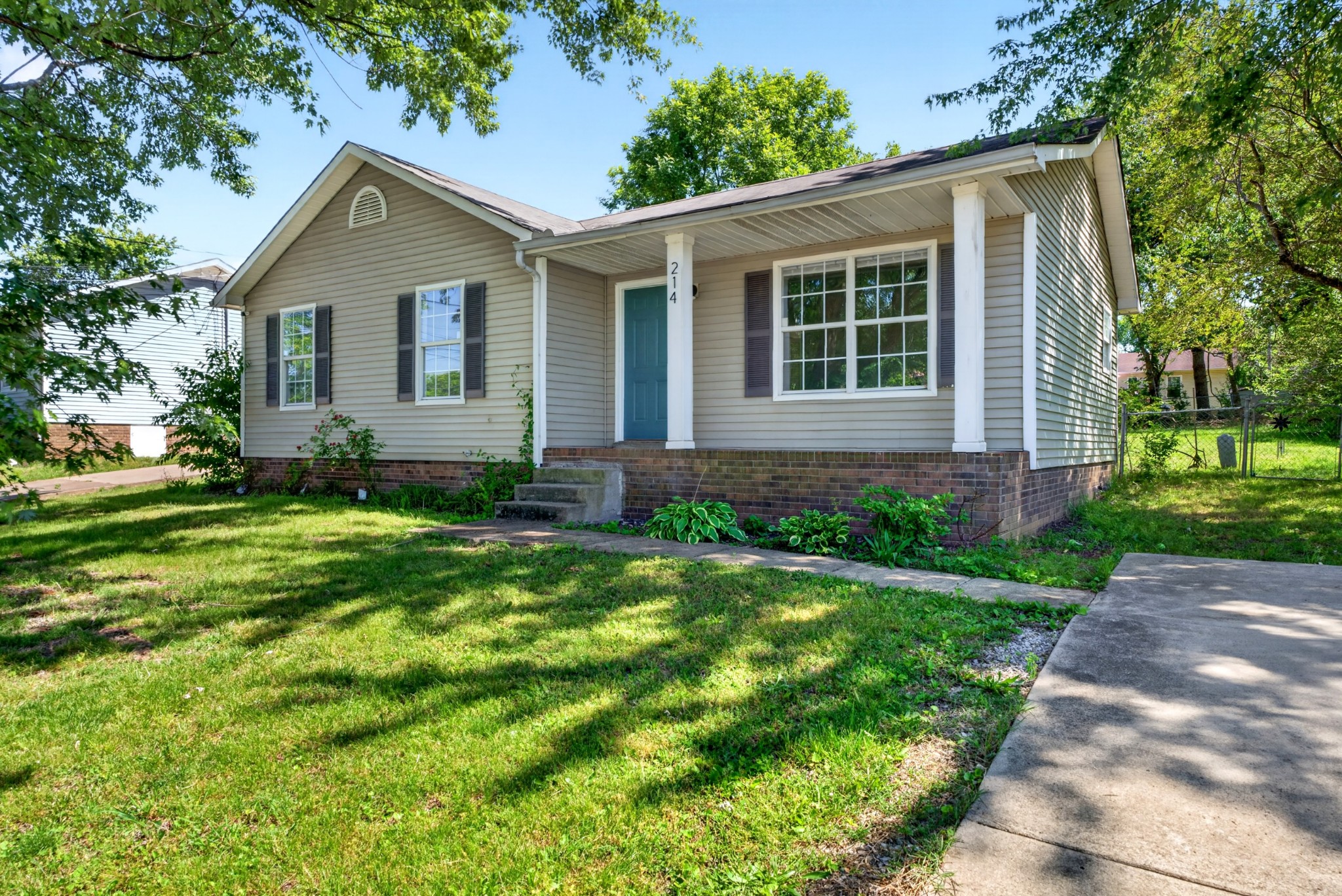 214 Mark Spitz Drive Clarksville TN 37042