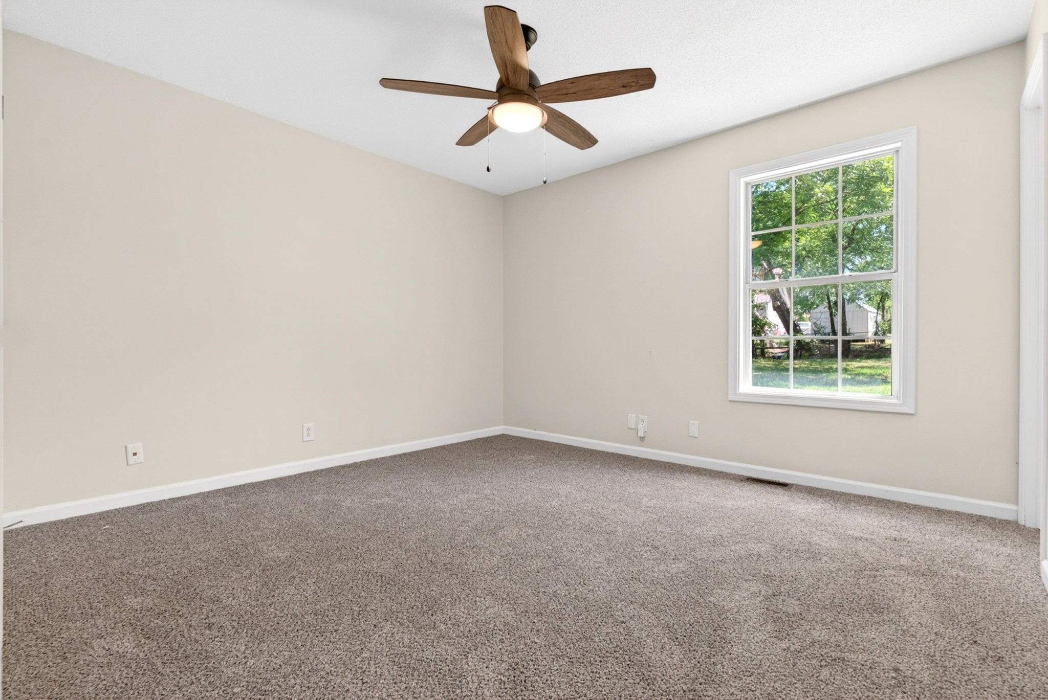 214 Mark Spitz Drive Clarksville TN 37042
