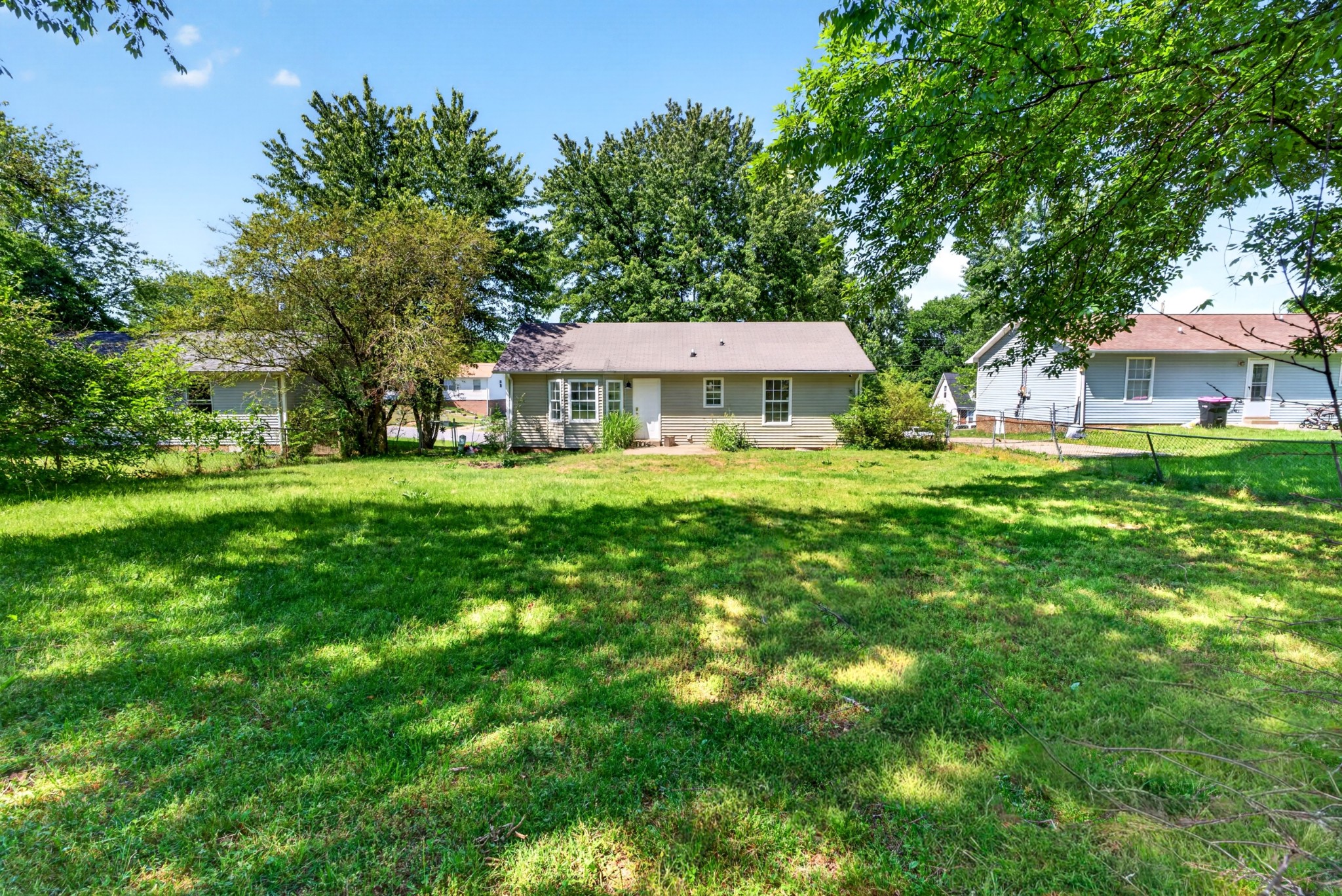 214 Mark Spitz Drive Clarksville TN 37042