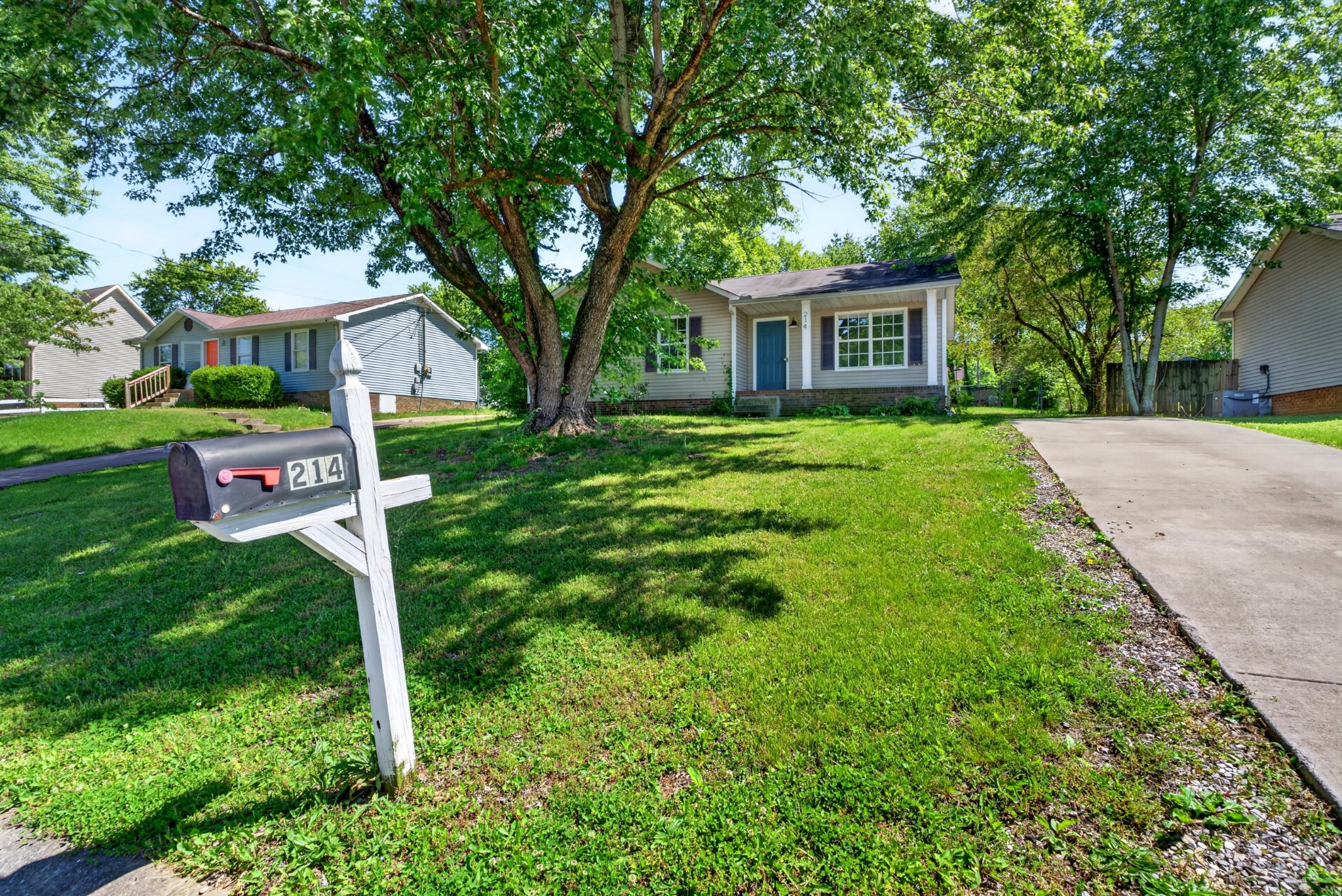 214 Mark Spitz Drive Clarksville TN 37042