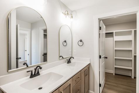 1524 Angus Way Greenbrier TN 37073