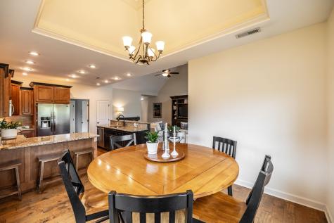 121 Grayson Lane White House TN 37188