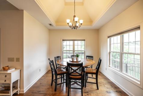 121 Grayson Lane White House TN 37188