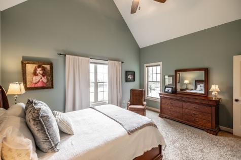 121 Grayson Lane White House TN 37188