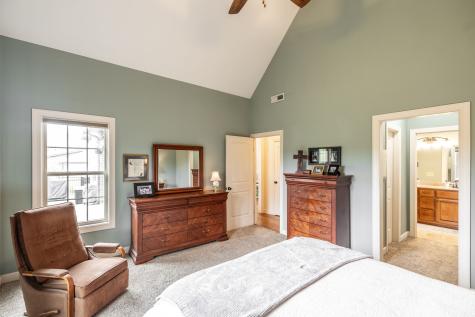 121 Grayson Lane White House TN 37188