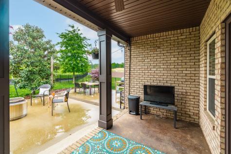 121 Grayson Lane White House TN 37188