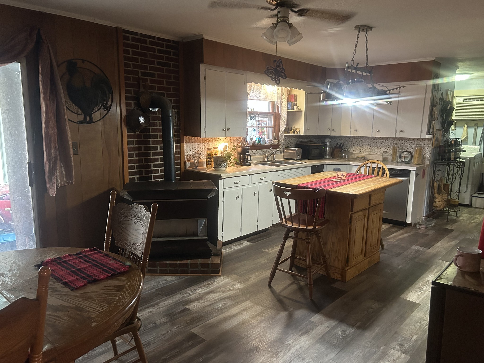 700 Corinth Road Sharon TN 38255