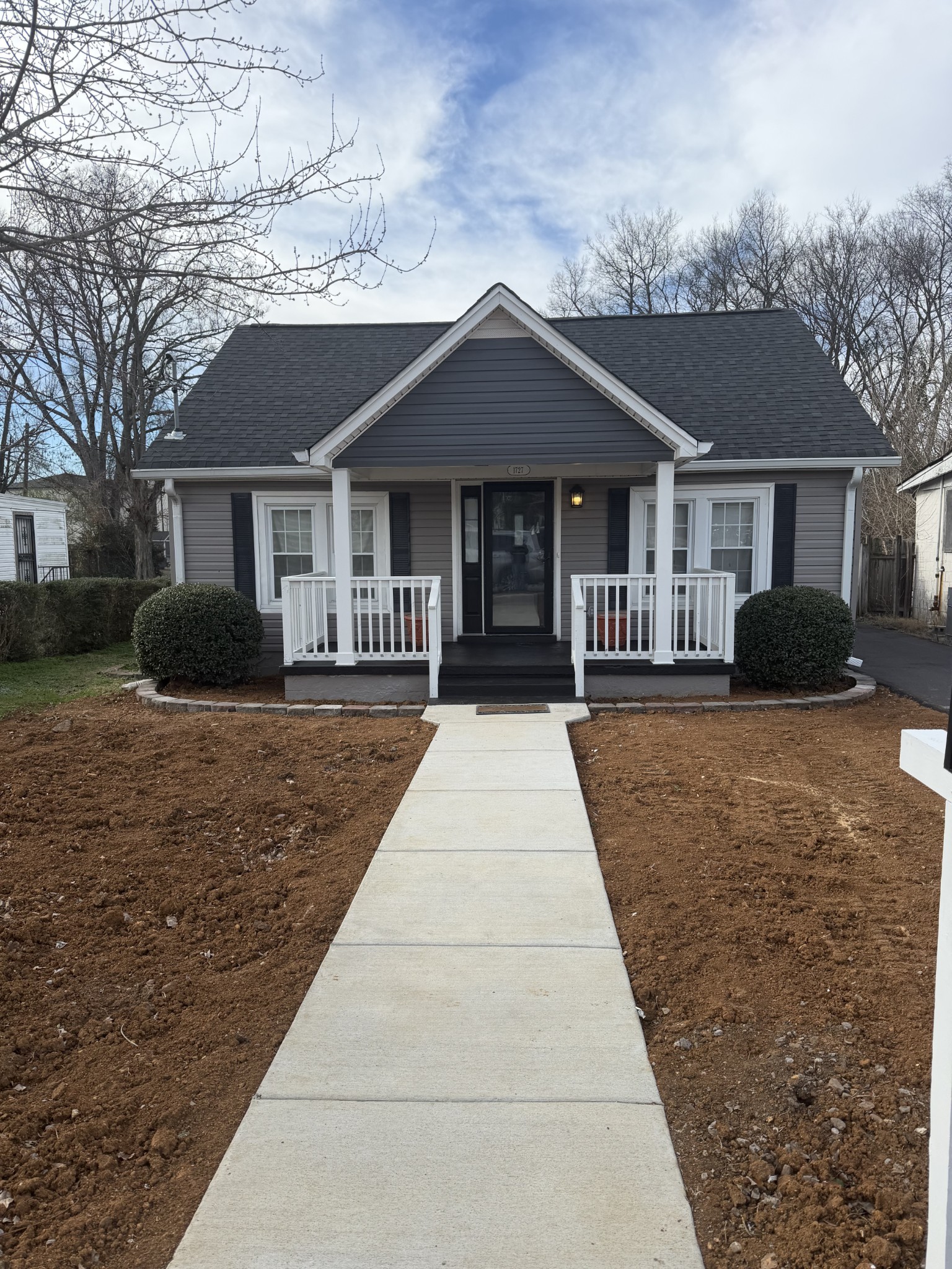 1727 21st Ave, N Nashville TN 37208