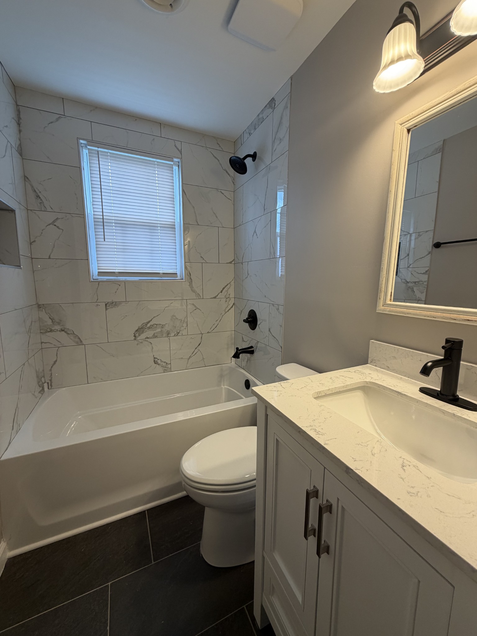 1727 21st Ave, N Nashville TN 37208