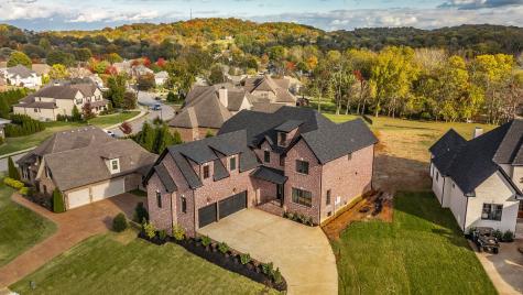 1016 Luxborough Drive Hendersonville TN 37075