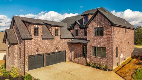 1016 Luxborough Drive Hendersonville TN 37075