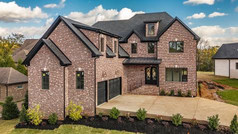1016 Luxborough Drive Hendersonville TN 37075