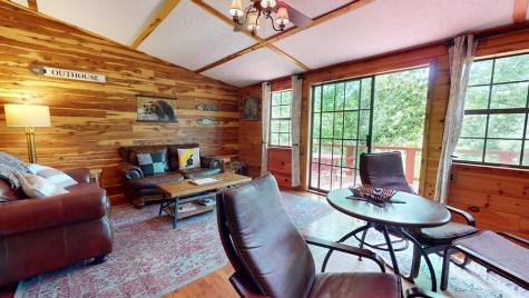 8045 Sarah Thomas Road Silver Point TN 38582