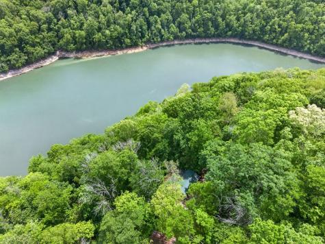 8045 Sarah Thomas Road Silver Point TN 38582