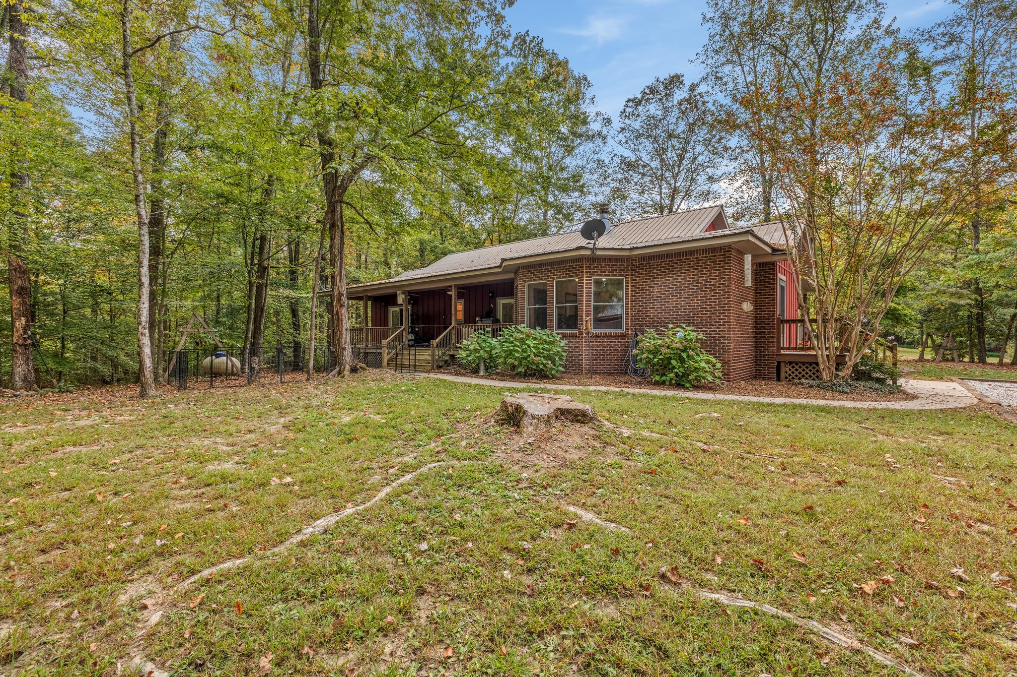 6245 Green Town Road Tracy City TN 37387