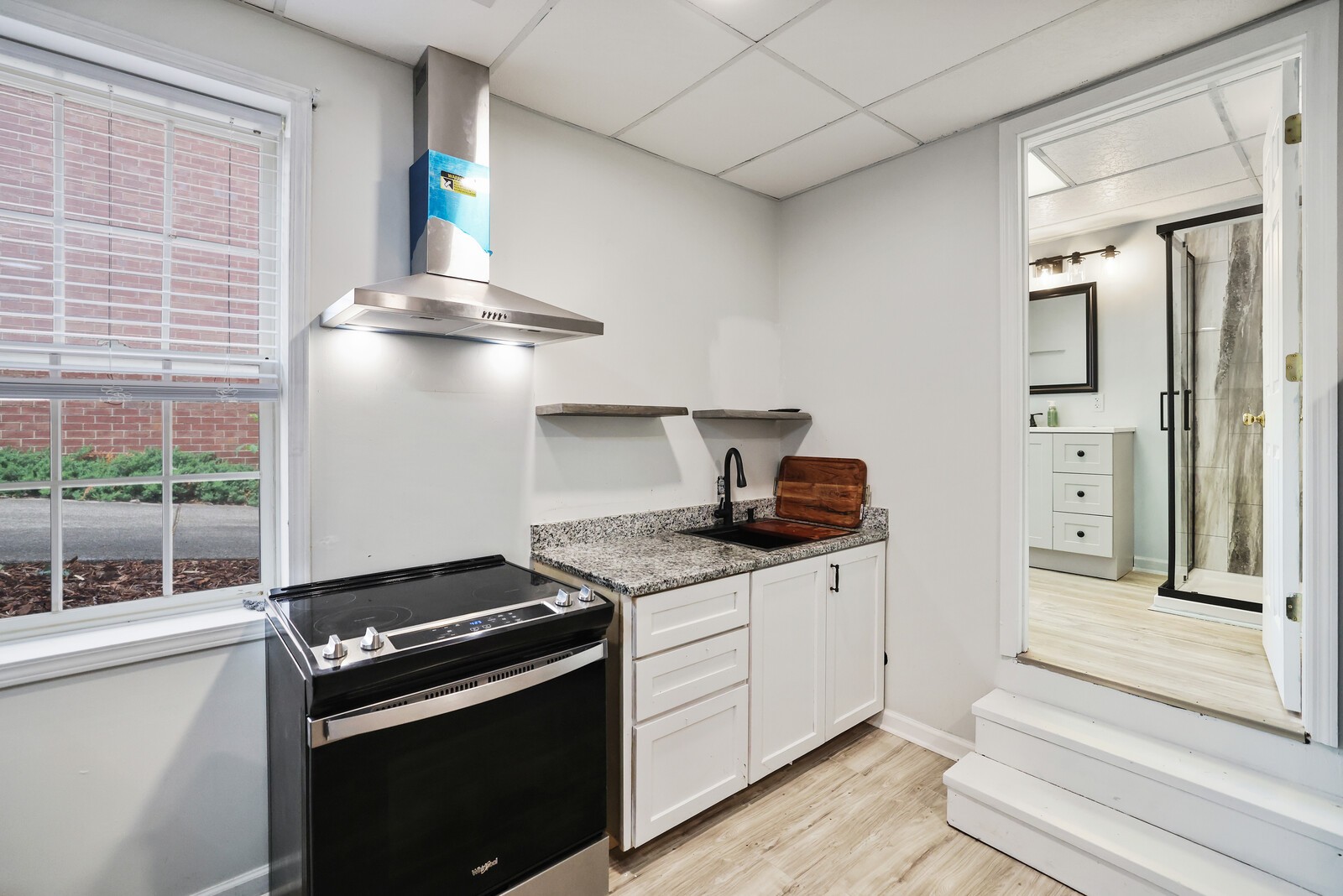 1541 Eller Drive Nashville TN 37221