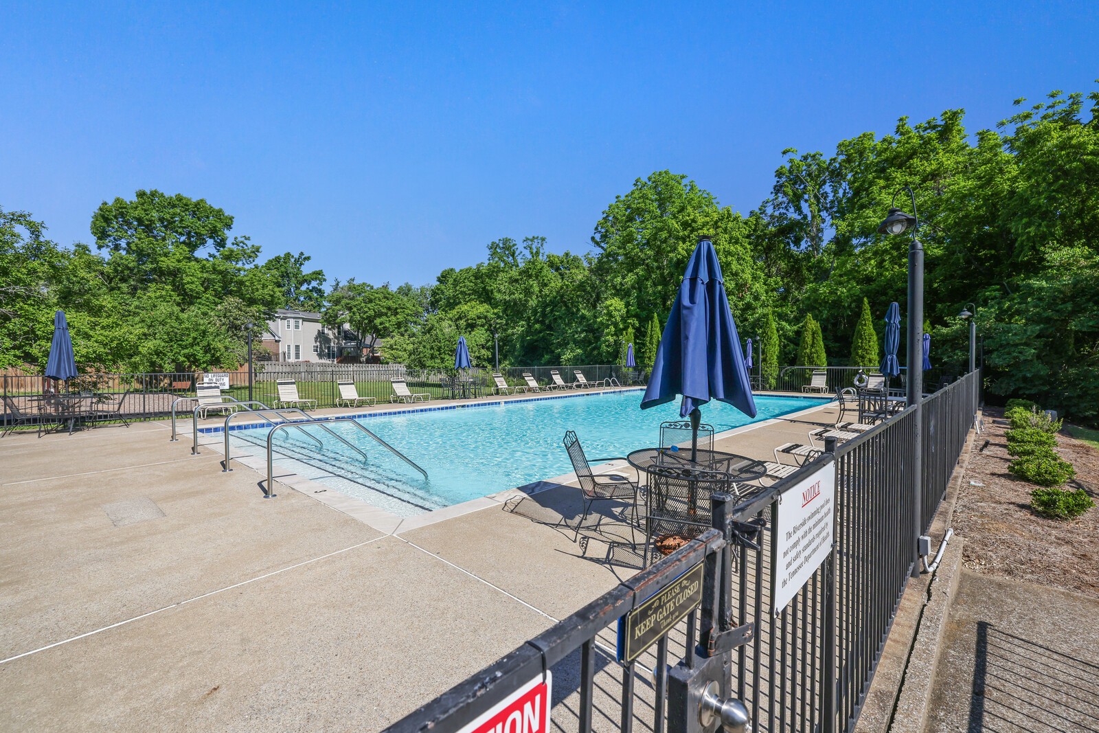 1541 Eller Drive Nashville TN 37221