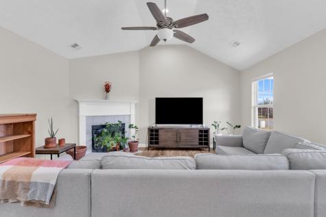 1312 Azure Way Murfreesboro TN 37128