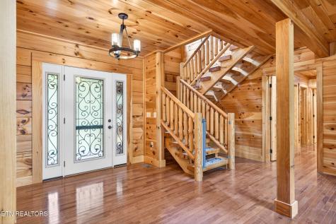 704 White Oak Road Monterey TN 38574