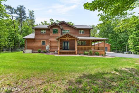704 White Oak Road Monterey TN 38574
