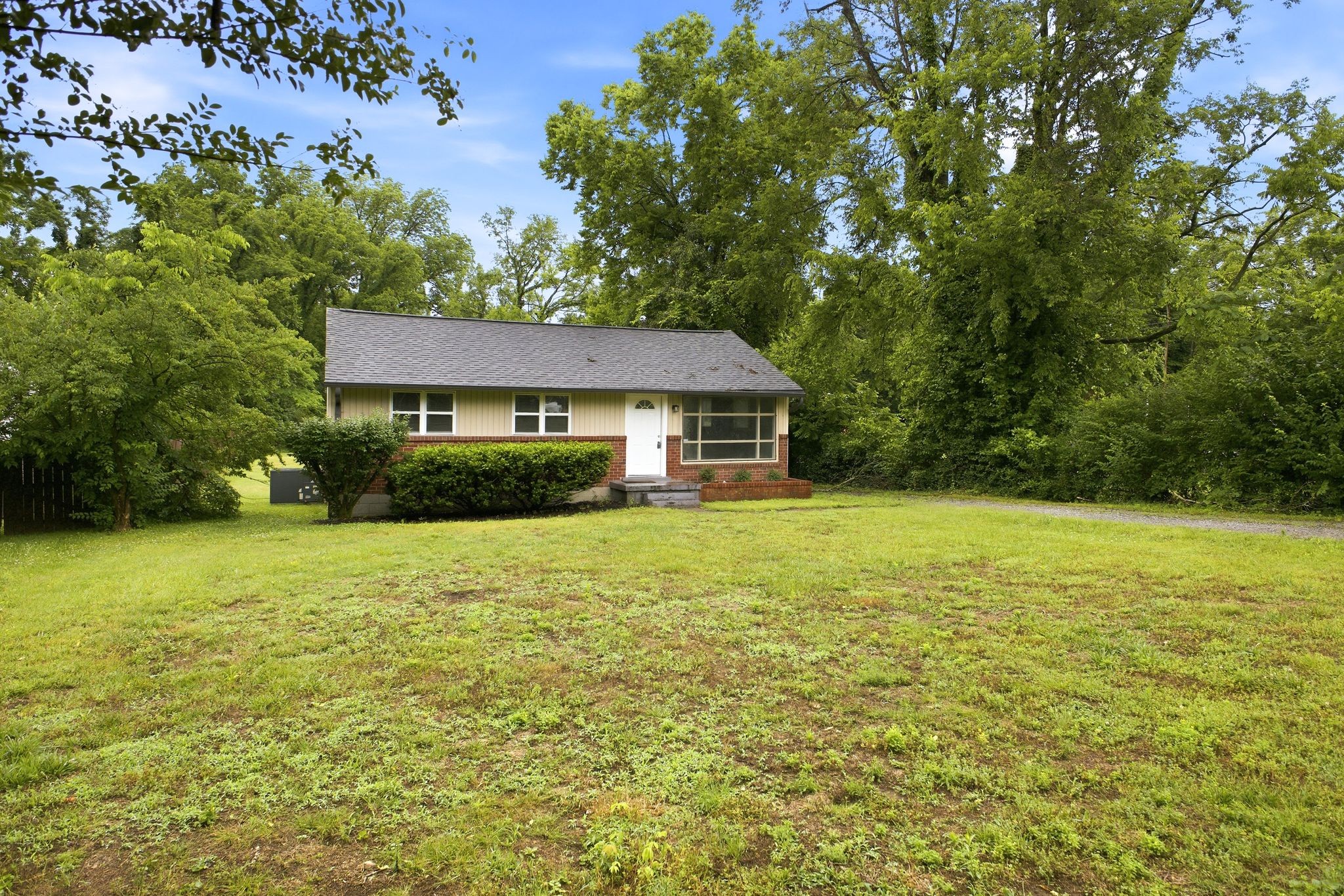 902 Virginia Avenue Nashville TN 37216