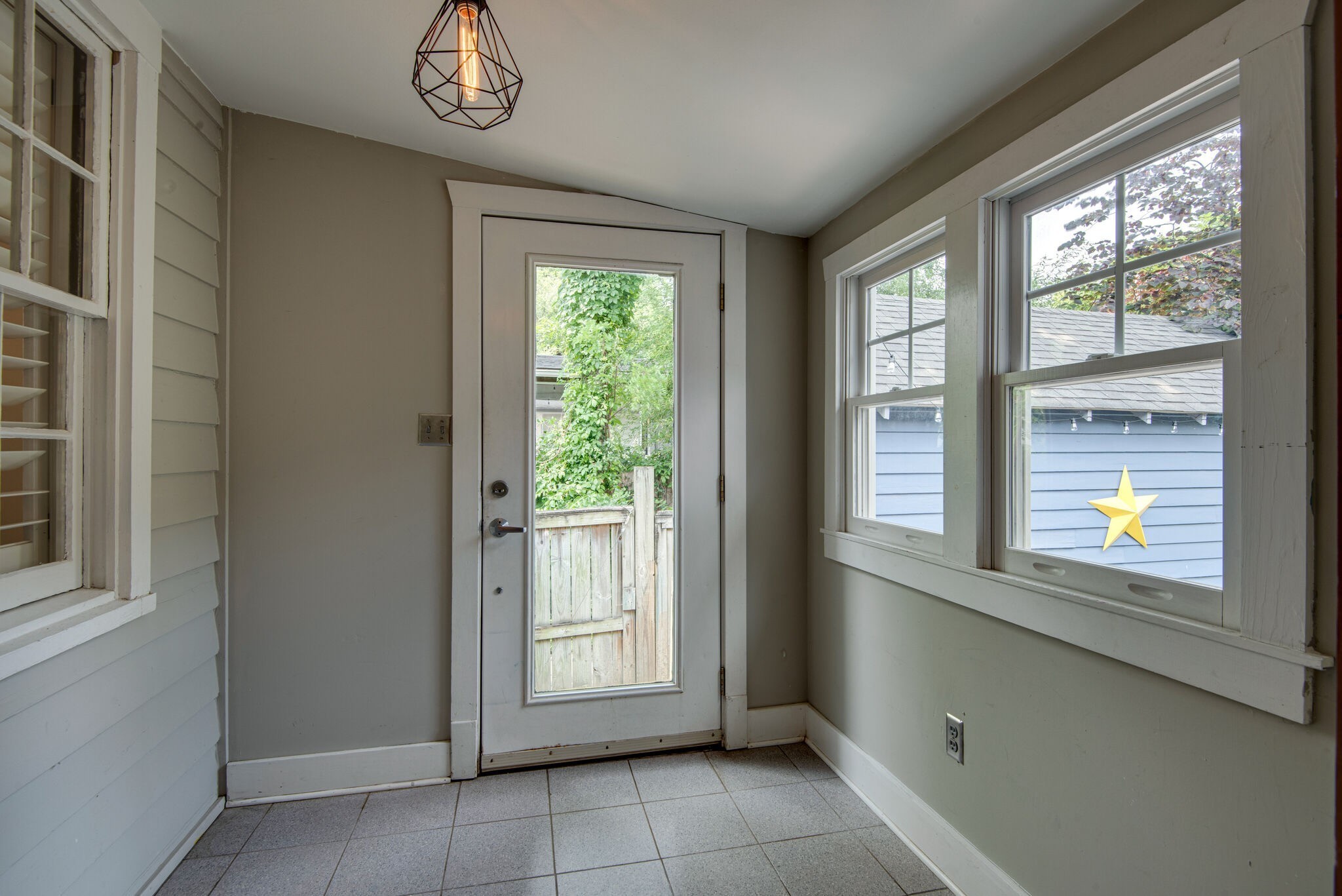 2716 Sharondale Court Nashville TN 37215