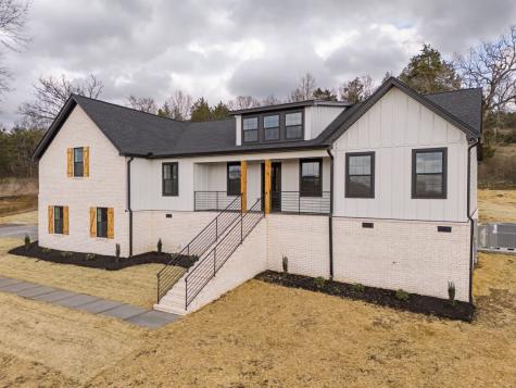 445 Bridle Path Hartsville TN 37074