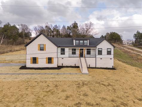 445 Bridle Path Hartsville TN 37074