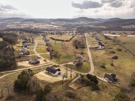 445 Bridle Path Hartsville TN 37074