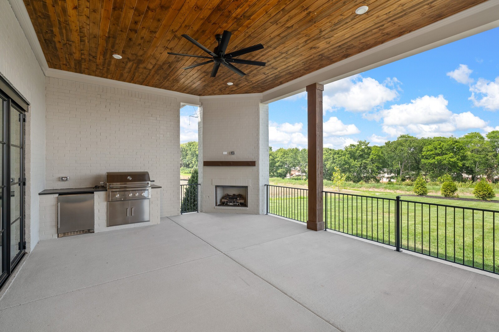 527 Divine Court Arrington TN 37014