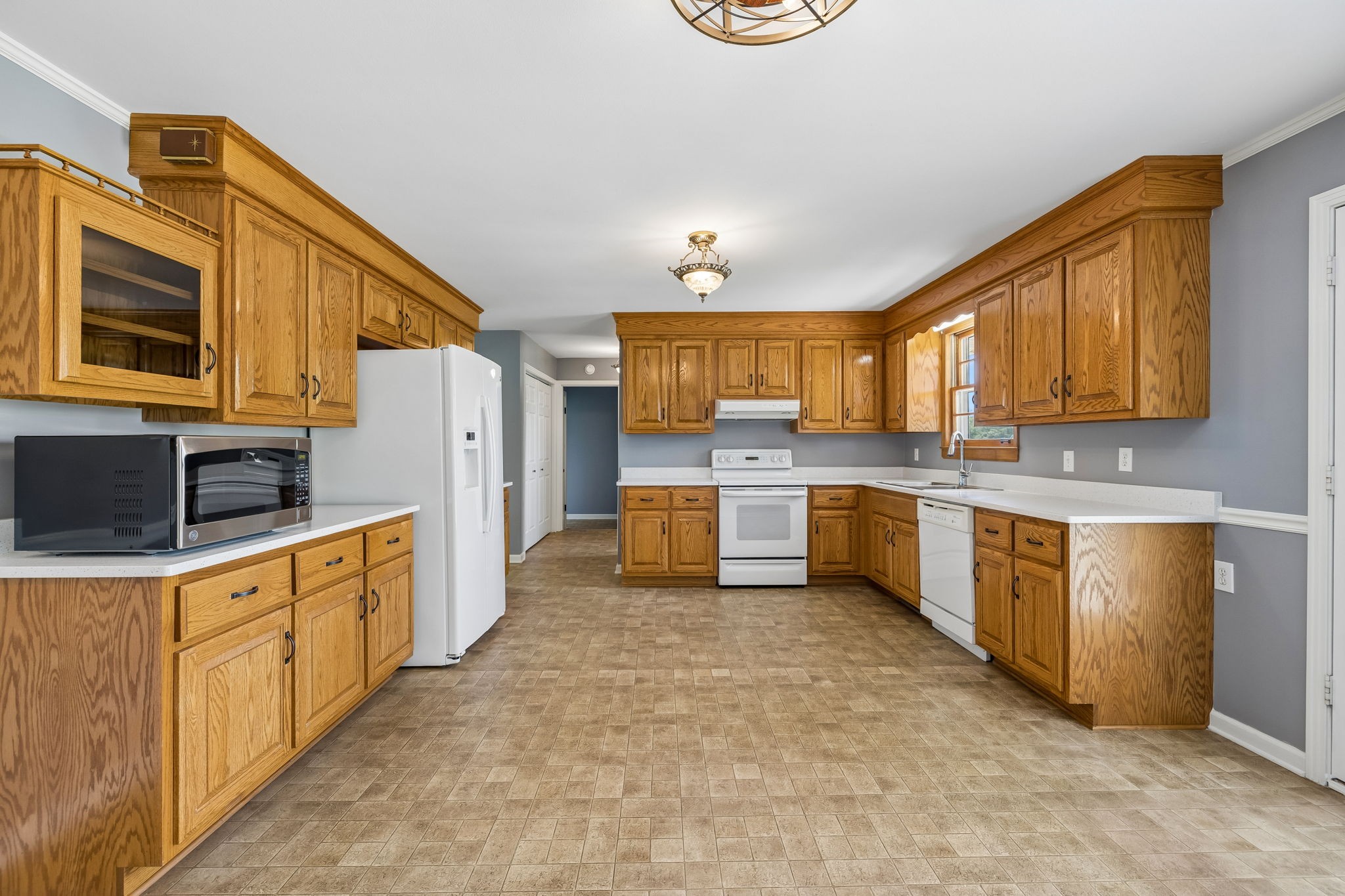 2586 Highway 48 Clarksville TN 37040