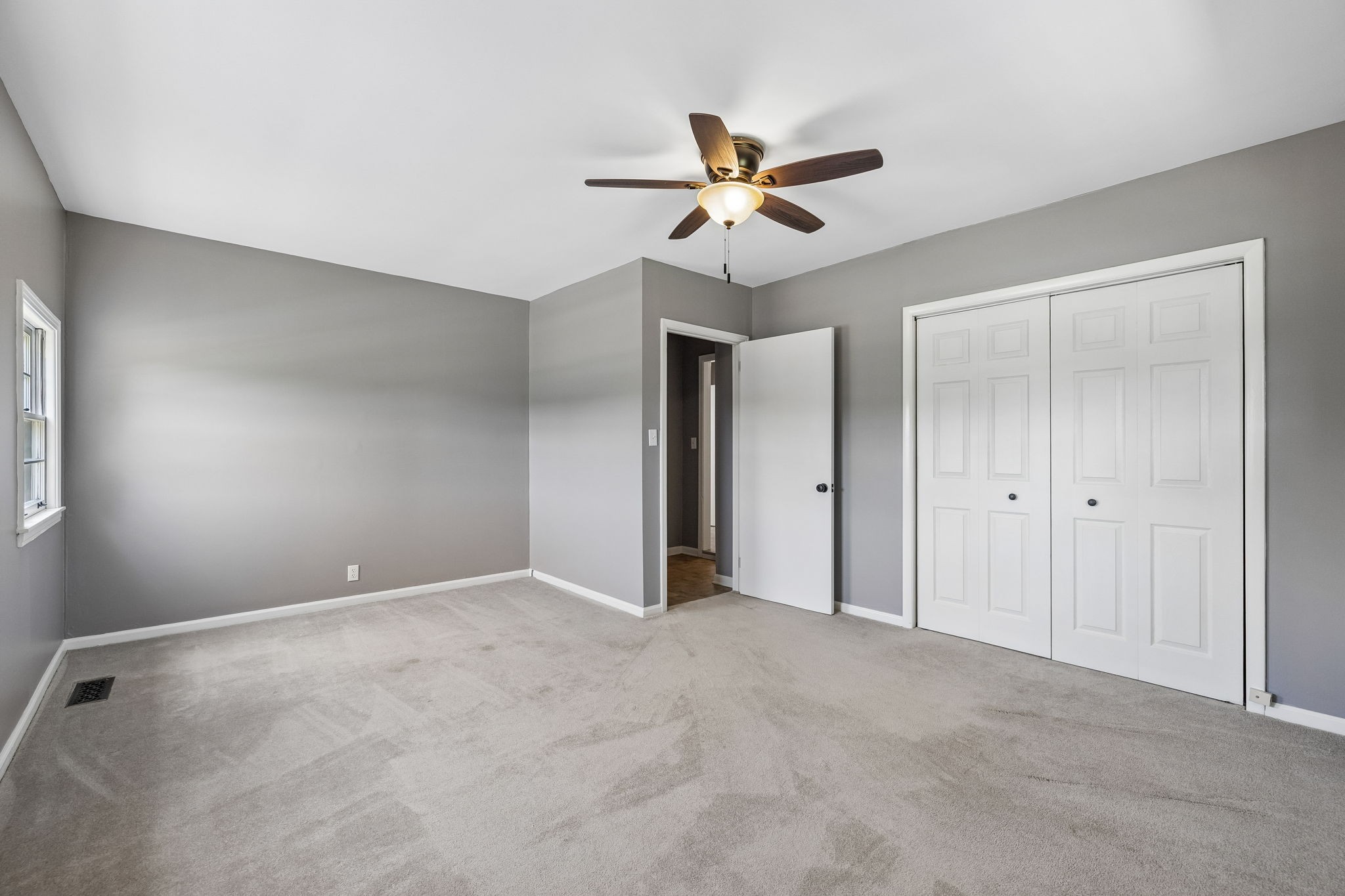 2586 Highway 48 Clarksville TN 37040