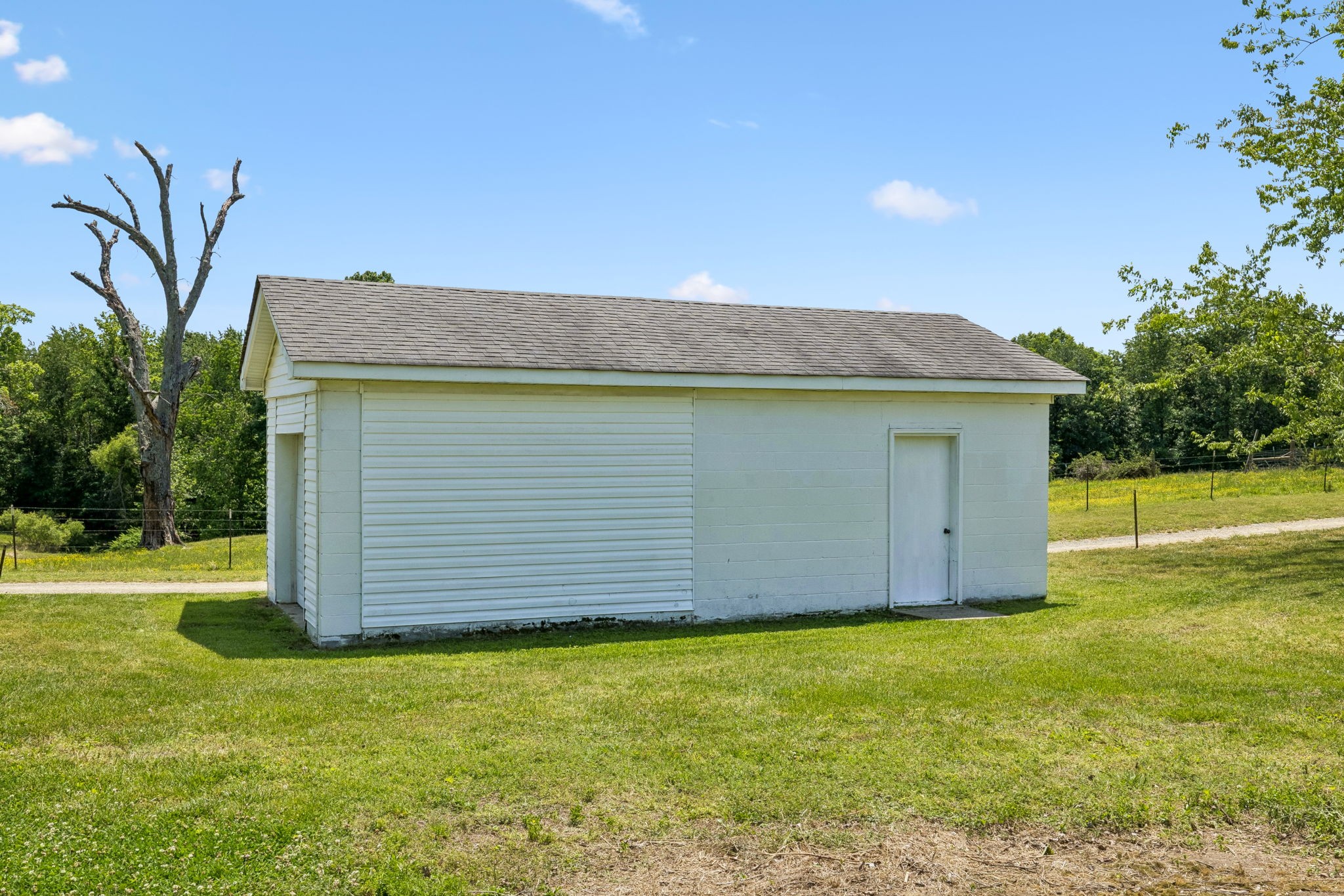 2586 Highway 48 Clarksville TN 37040