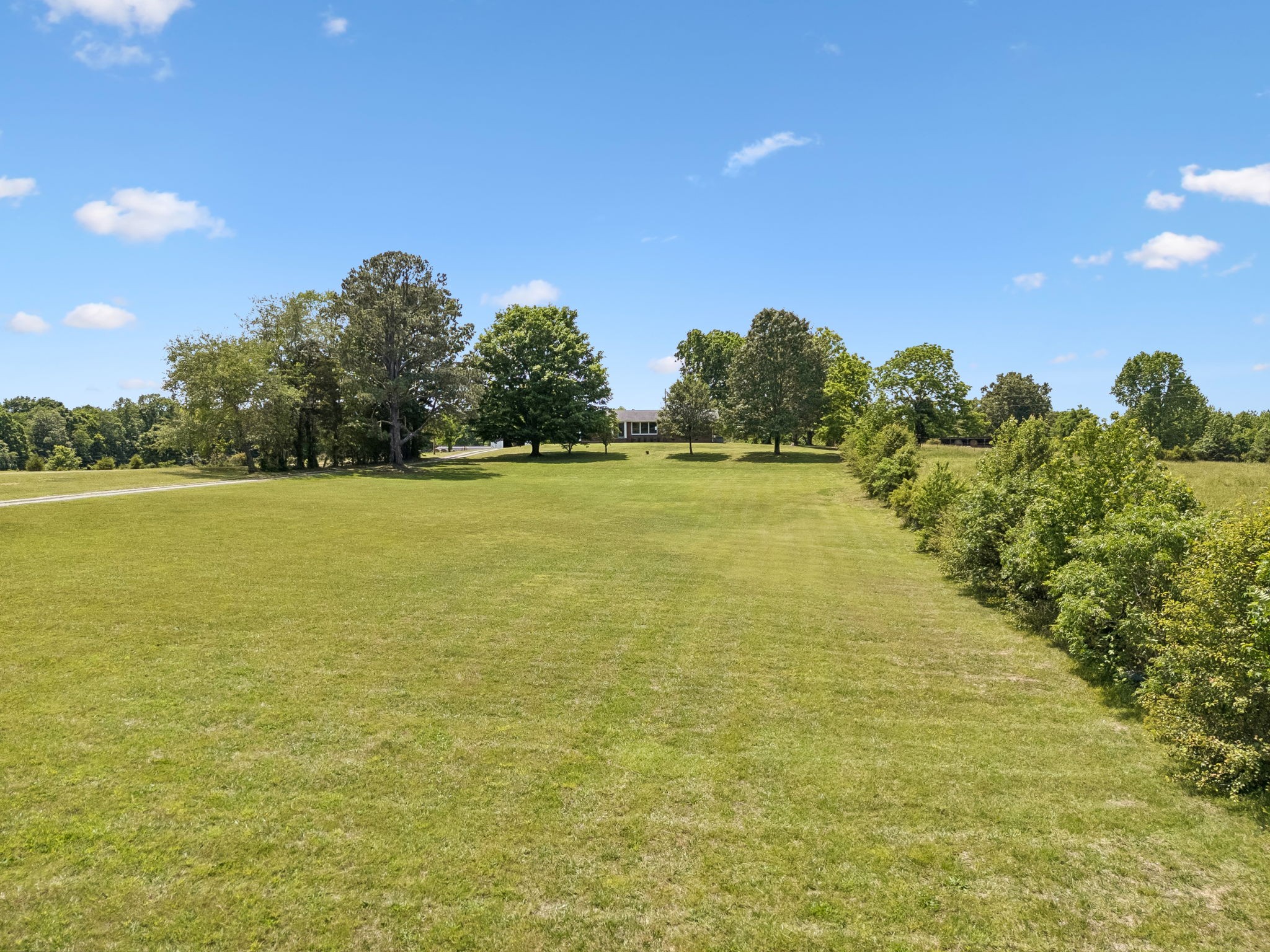 2586 Highway 48 Clarksville TN 37040