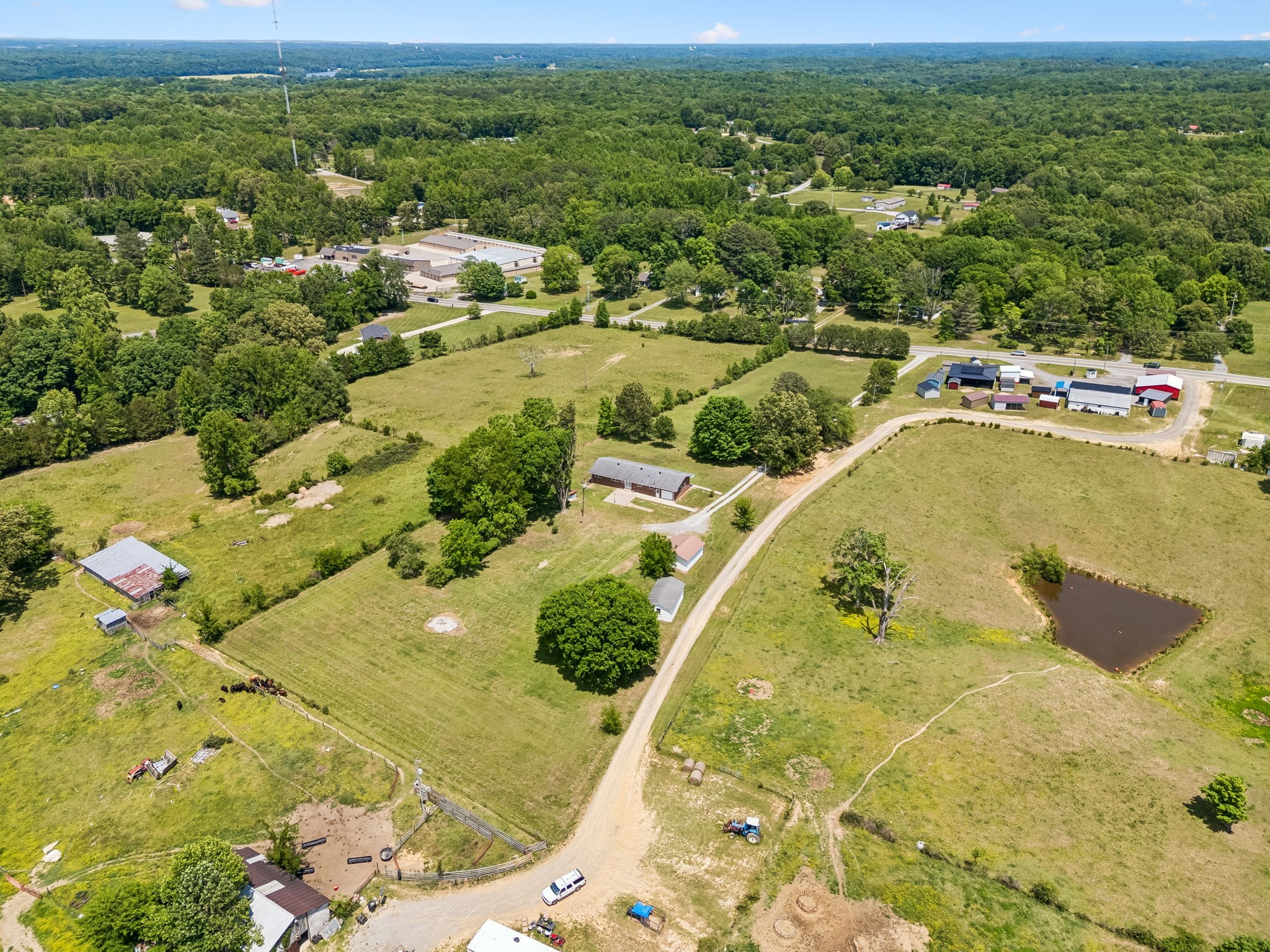 2586 Highway 48 Clarksville TN 37040