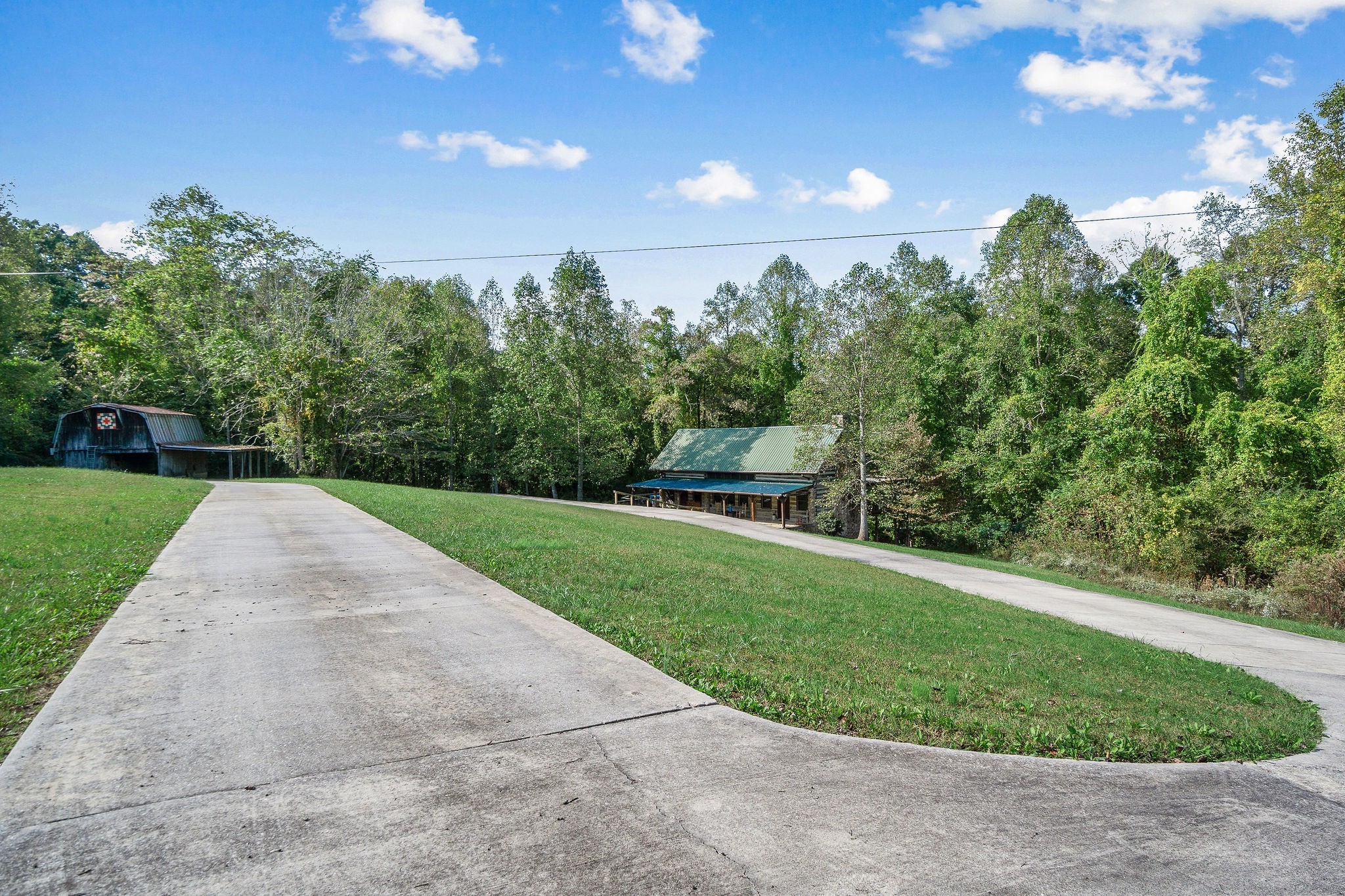 12159 Cookeville Boat Dock Road Baxter TN 38544