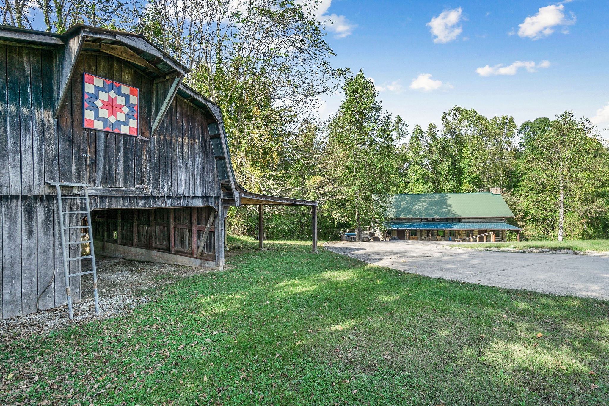 12159 Cookeville Boat Dock Road Baxter TN 38544