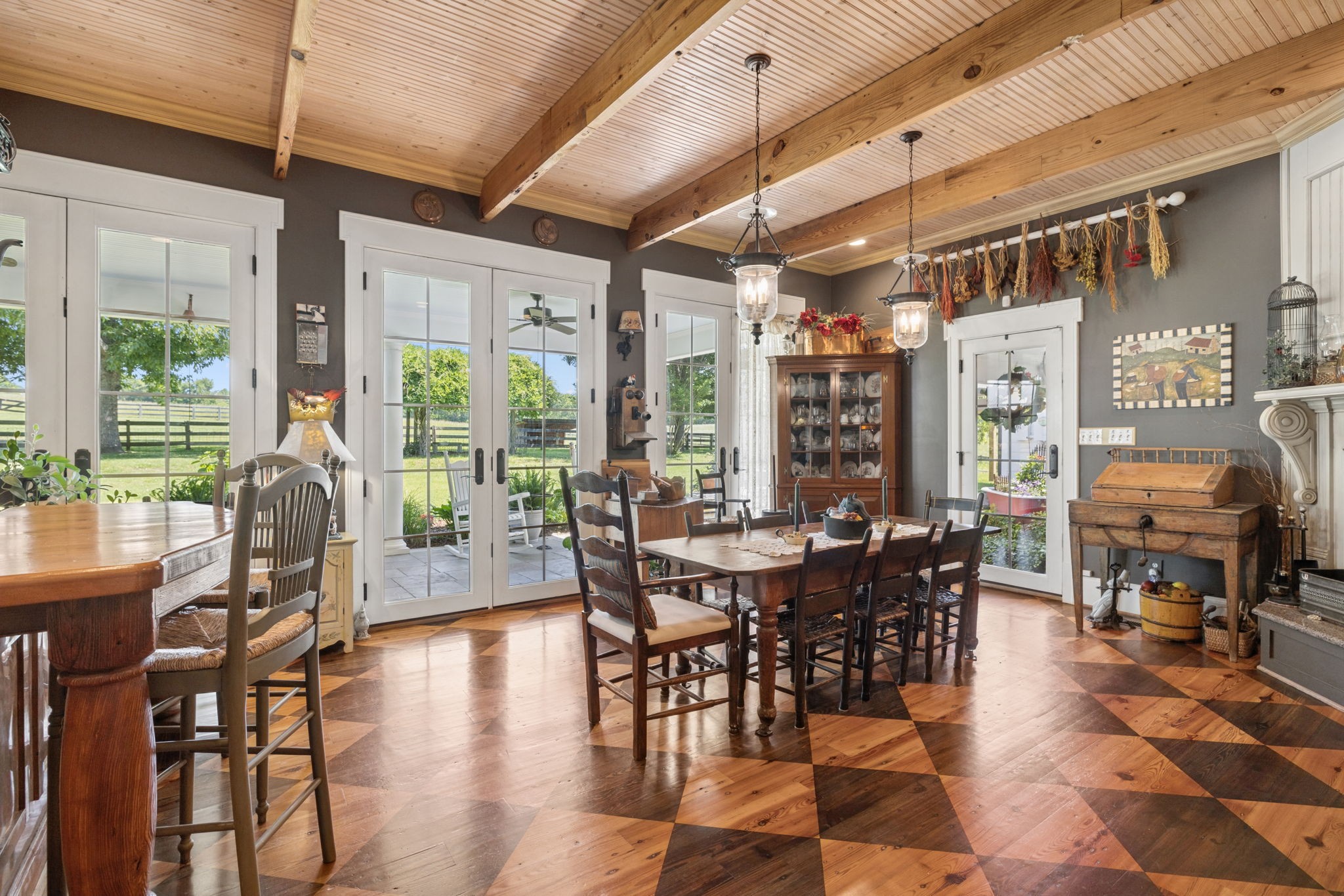 4929 Snow Creek Road Santa Fe TN 38482