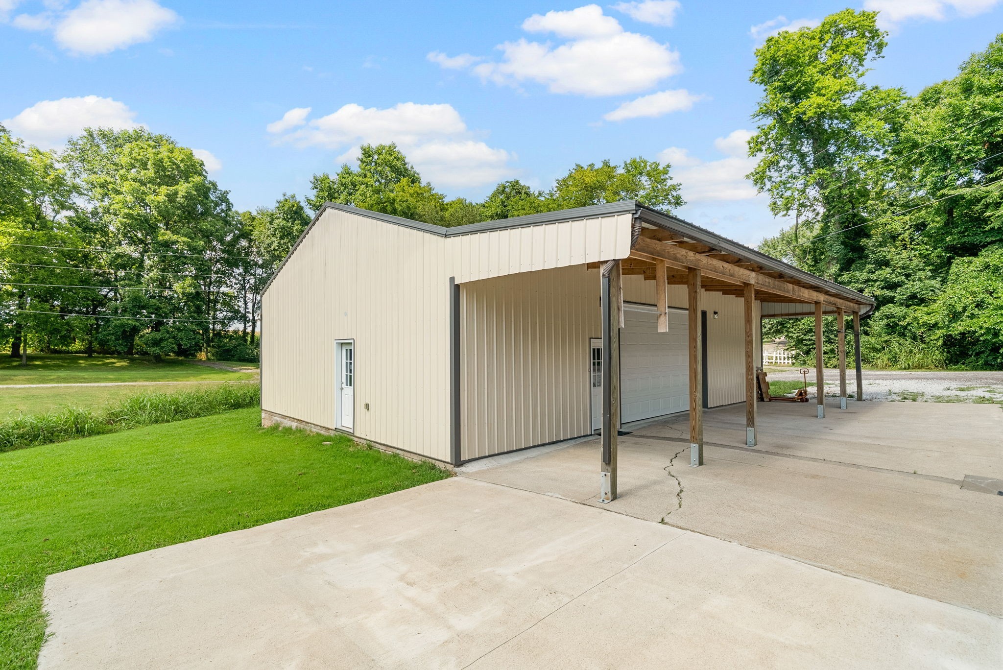 4845 Highway 41a, S Clarksville TN 37043