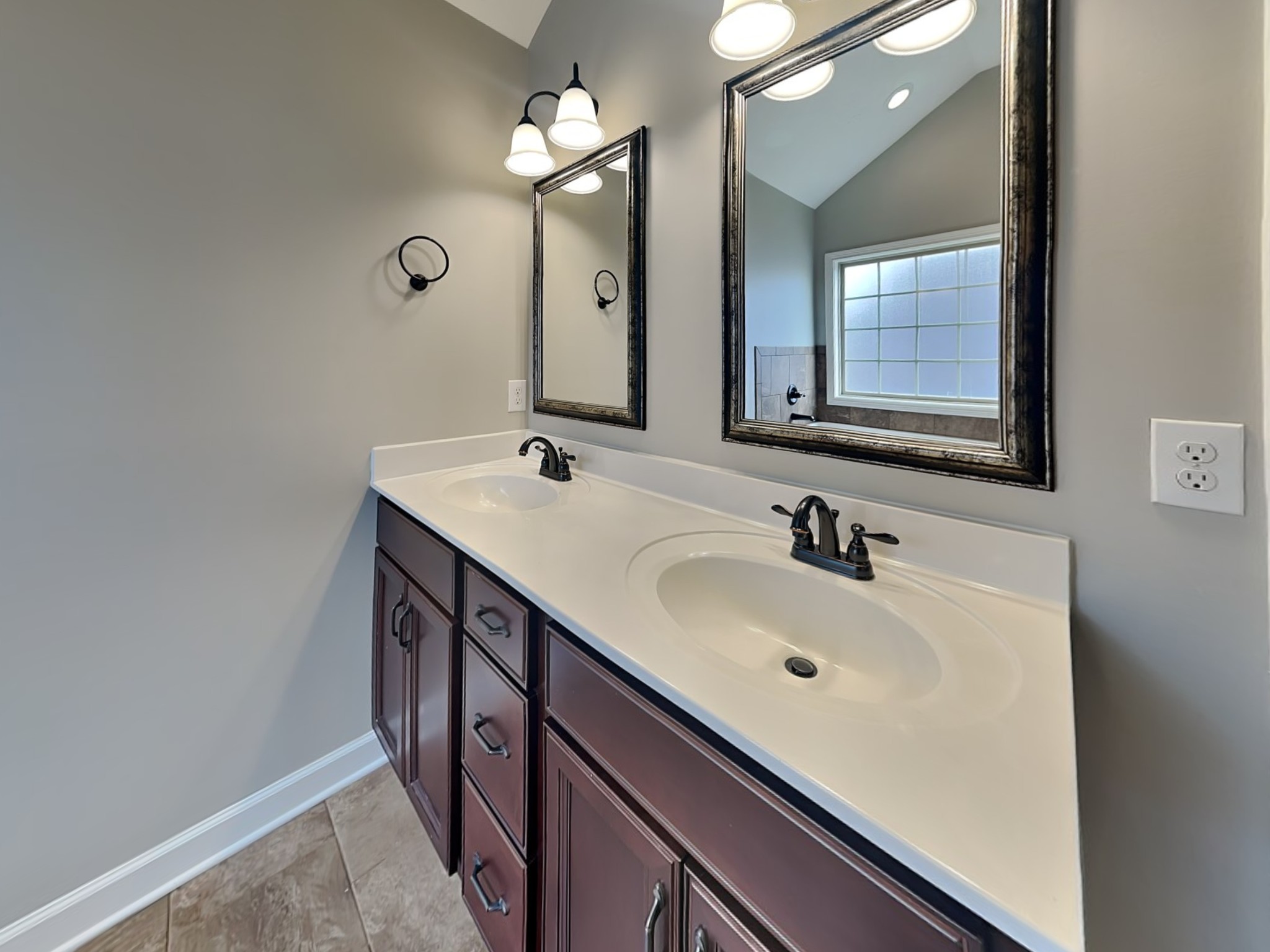 412 Sedgwick Lane Clarksville TN 37043