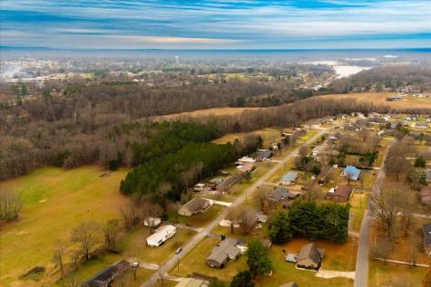 105 Lakeview Drive Decherd TN 37324