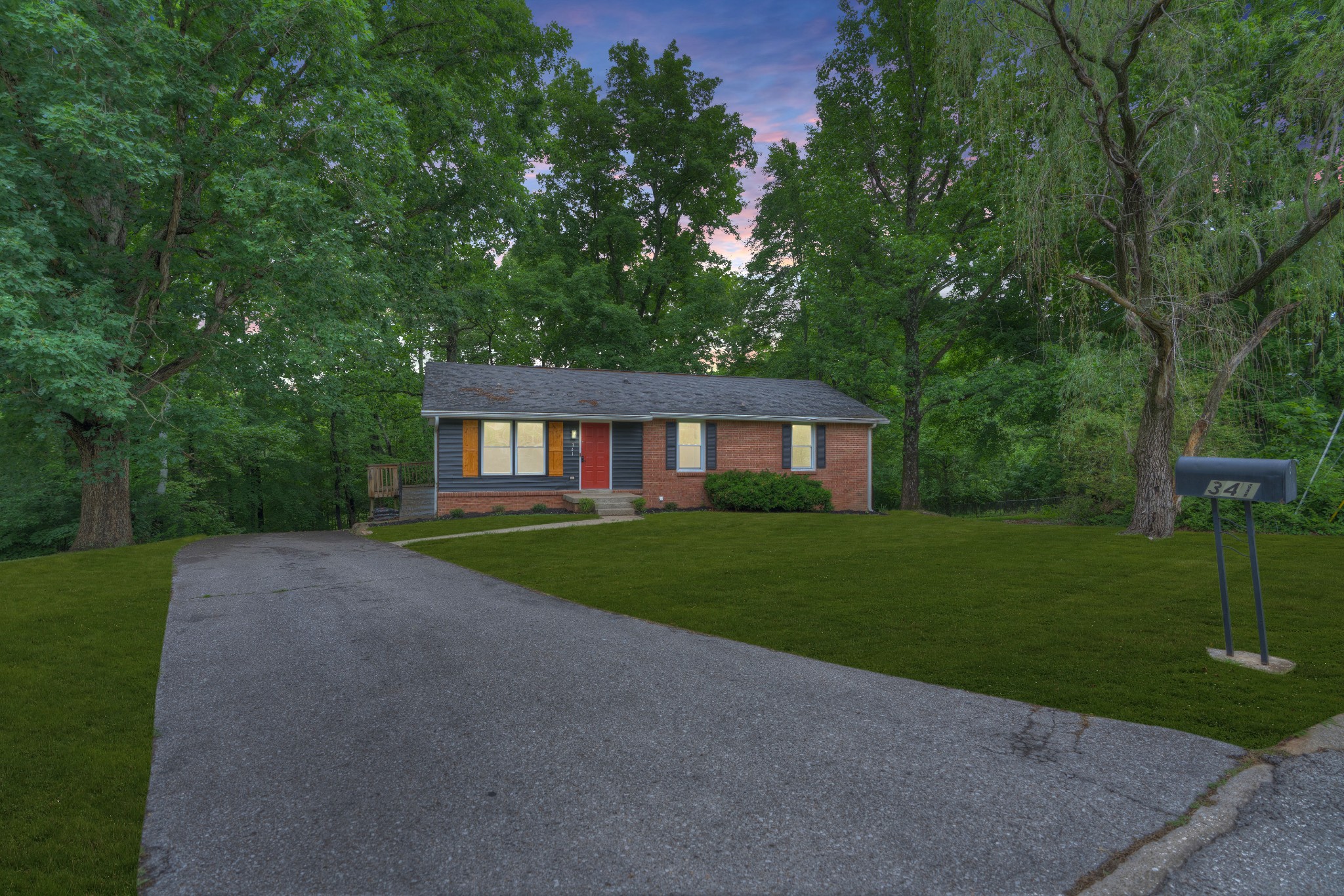341 Harold Drive Clarksville TN 37040