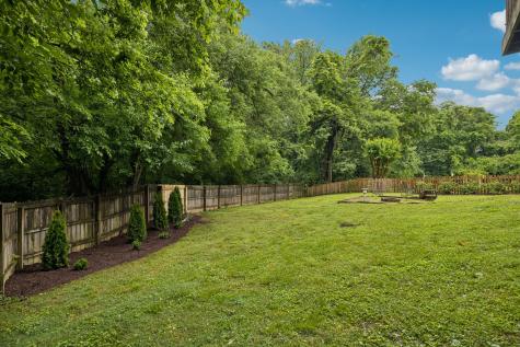 813 Glenavon Court Nashville TN 37220