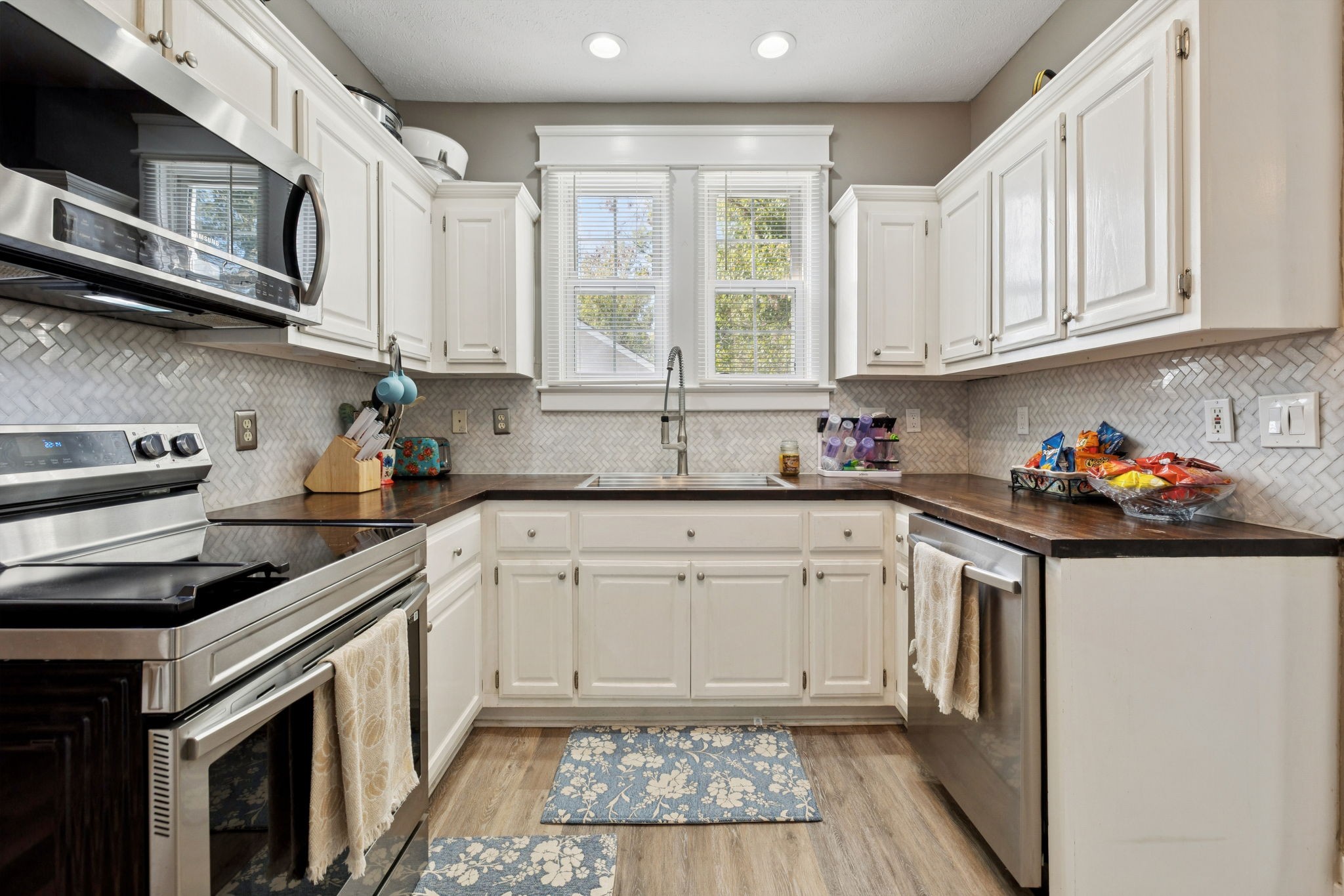 111 Oak Grove Road Red Boiling Springs TN 37150