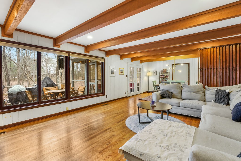 241 Louisiana Circle Sewanee TN 37375