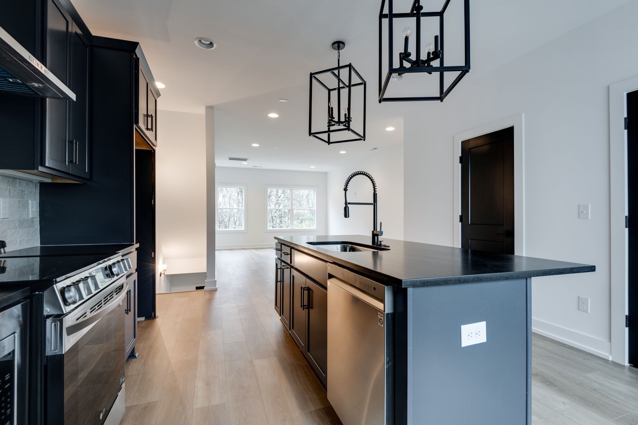 862 W Sharpe Avenue Nashville TN 37206