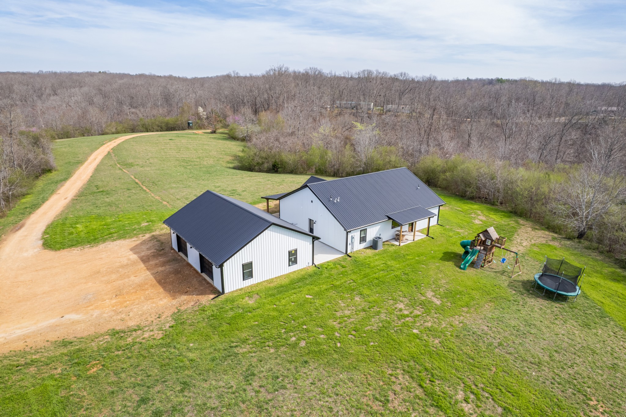 321 Old Sr 48 Centerville TN 37033