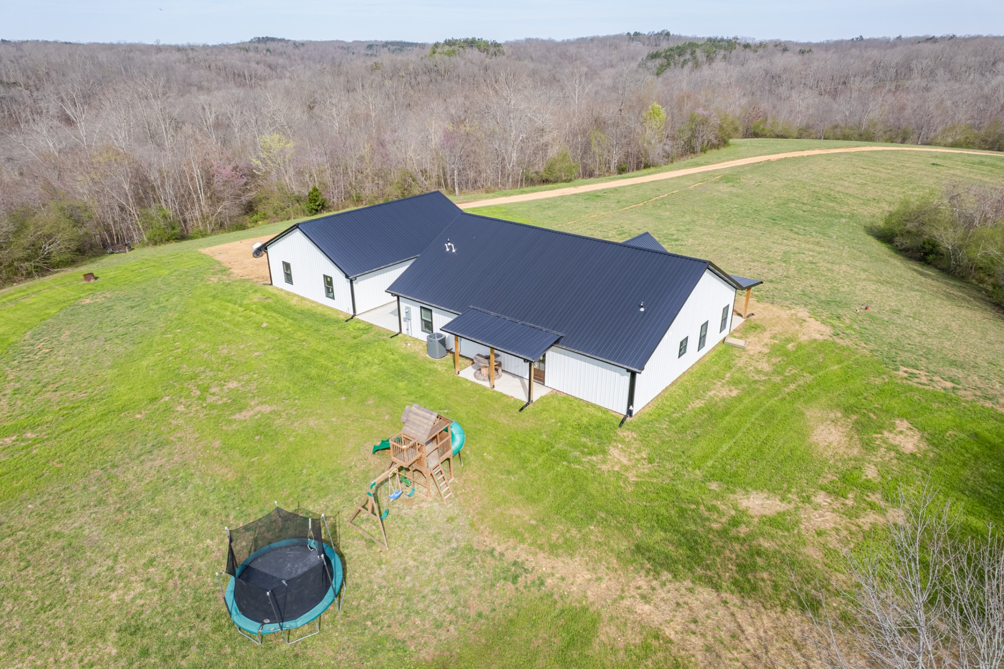 321 Old Sr 48 Centerville TN 37033